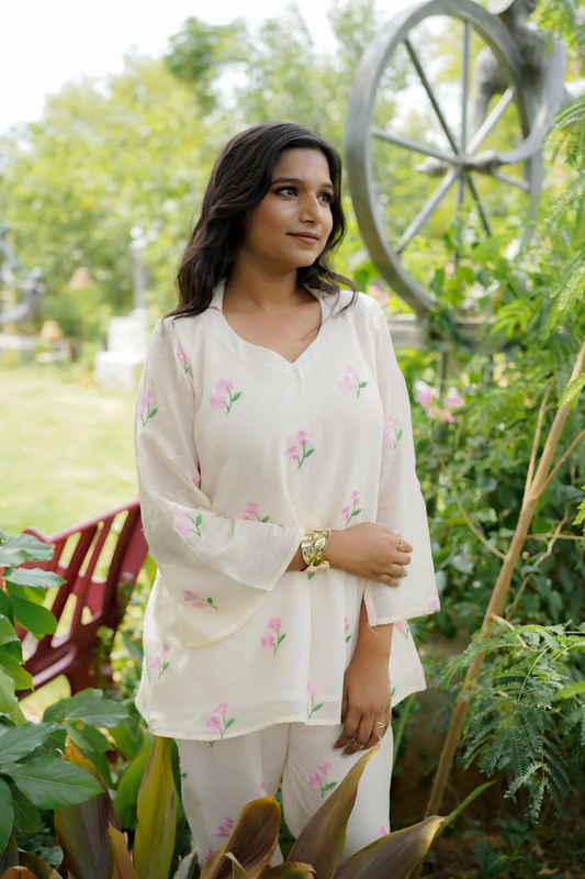 DAISY CO-ORD SET - - OFF WHITE