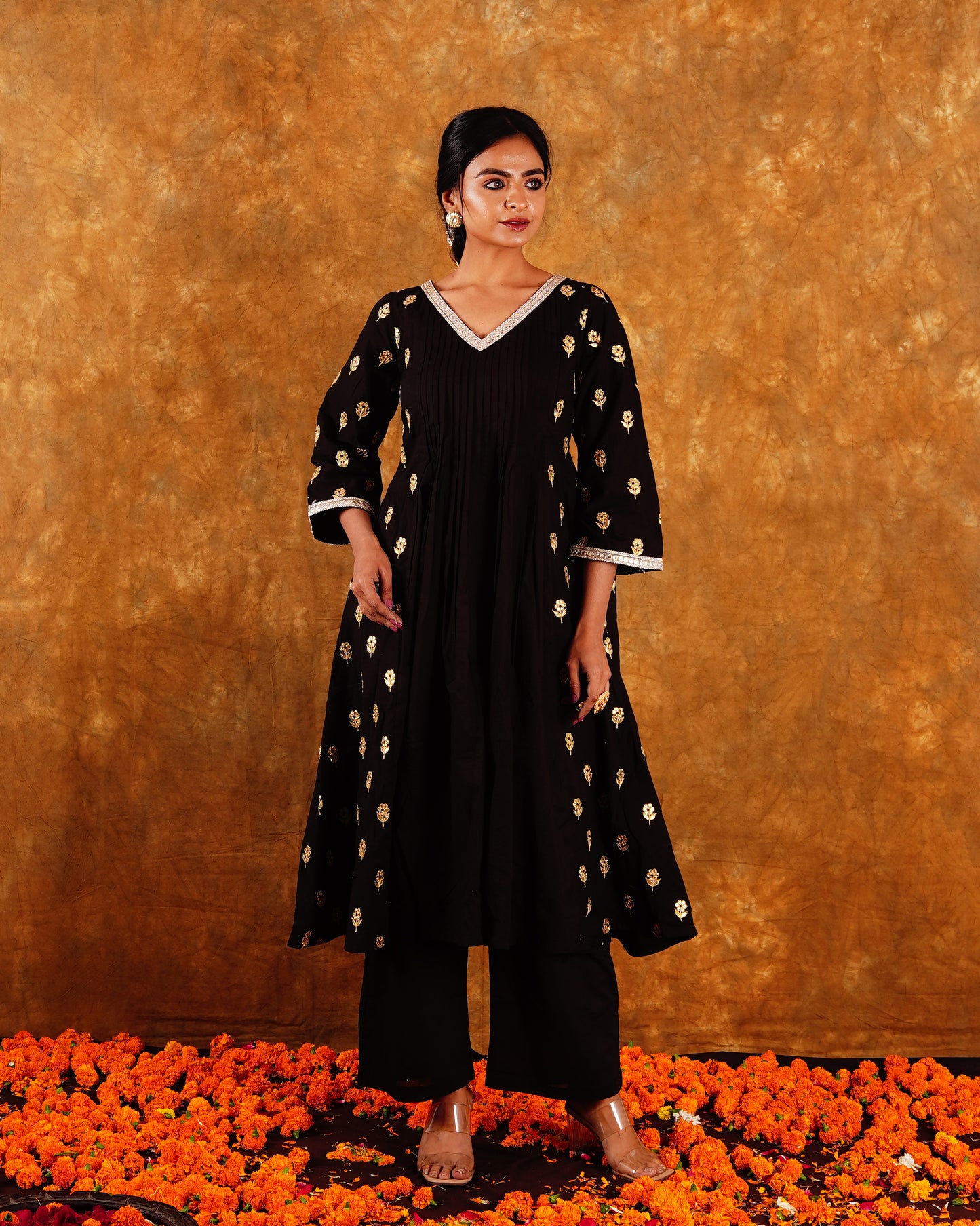 CHAMKEELI KURTI SET - BLACK