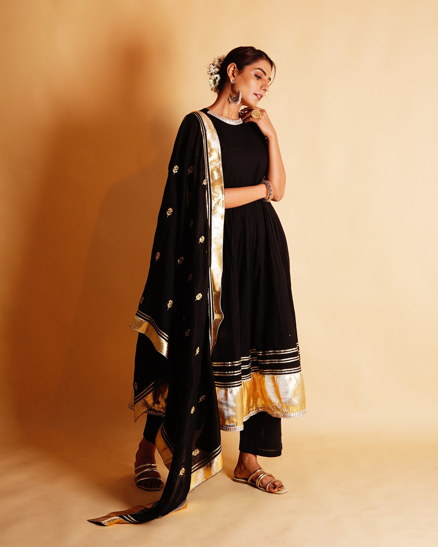 CHAMKEELI ANARKALI SET - BLACK