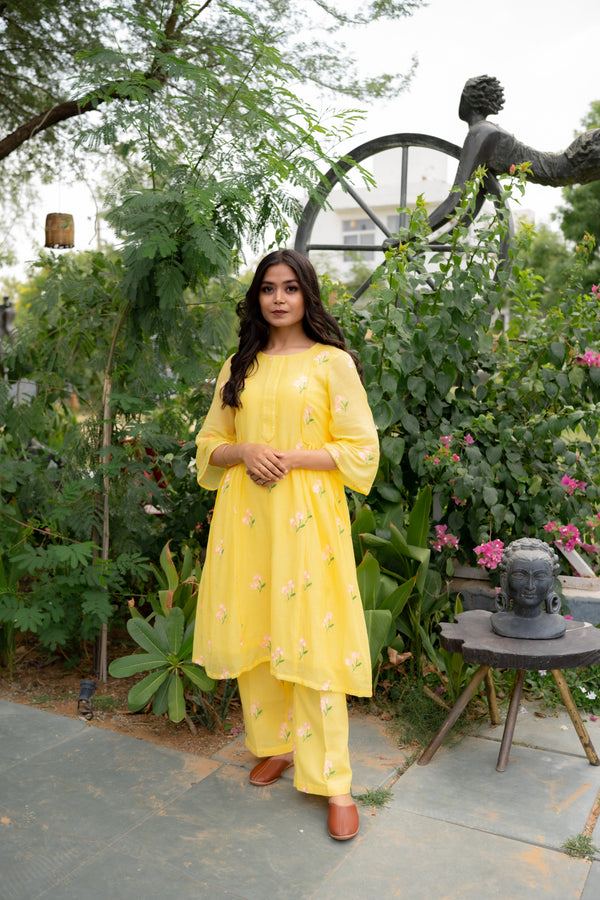 DAISY GEATHER KURTI SET - YELLOW