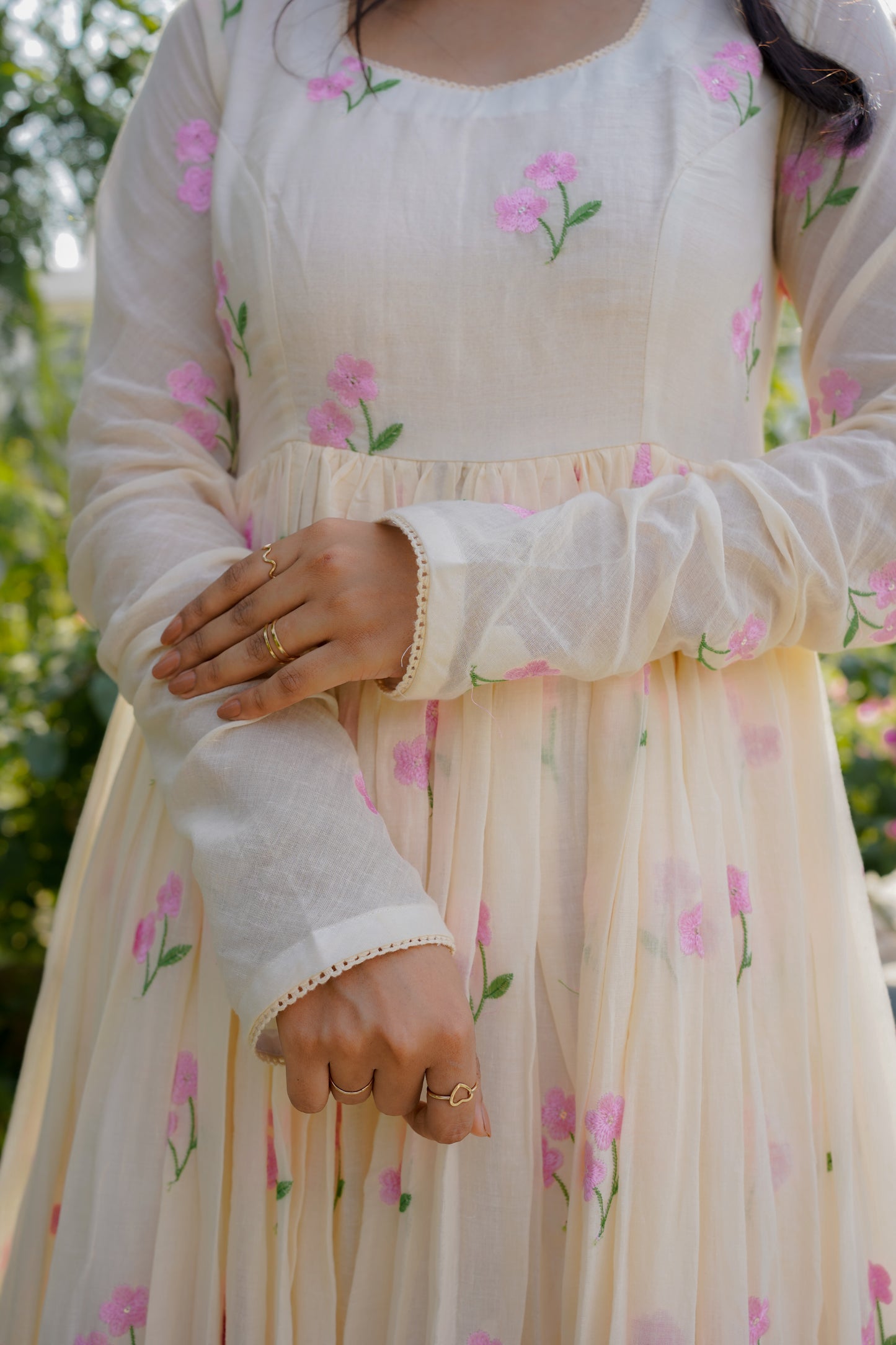DAISY ANARKALI SET - OFF WHITE