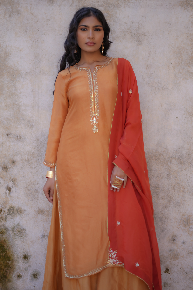 Meera Kurta Set - Dessert Gold