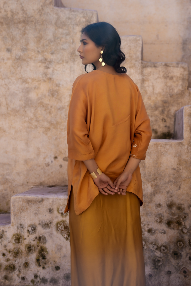 Meera Drape Set - Dessert Gold