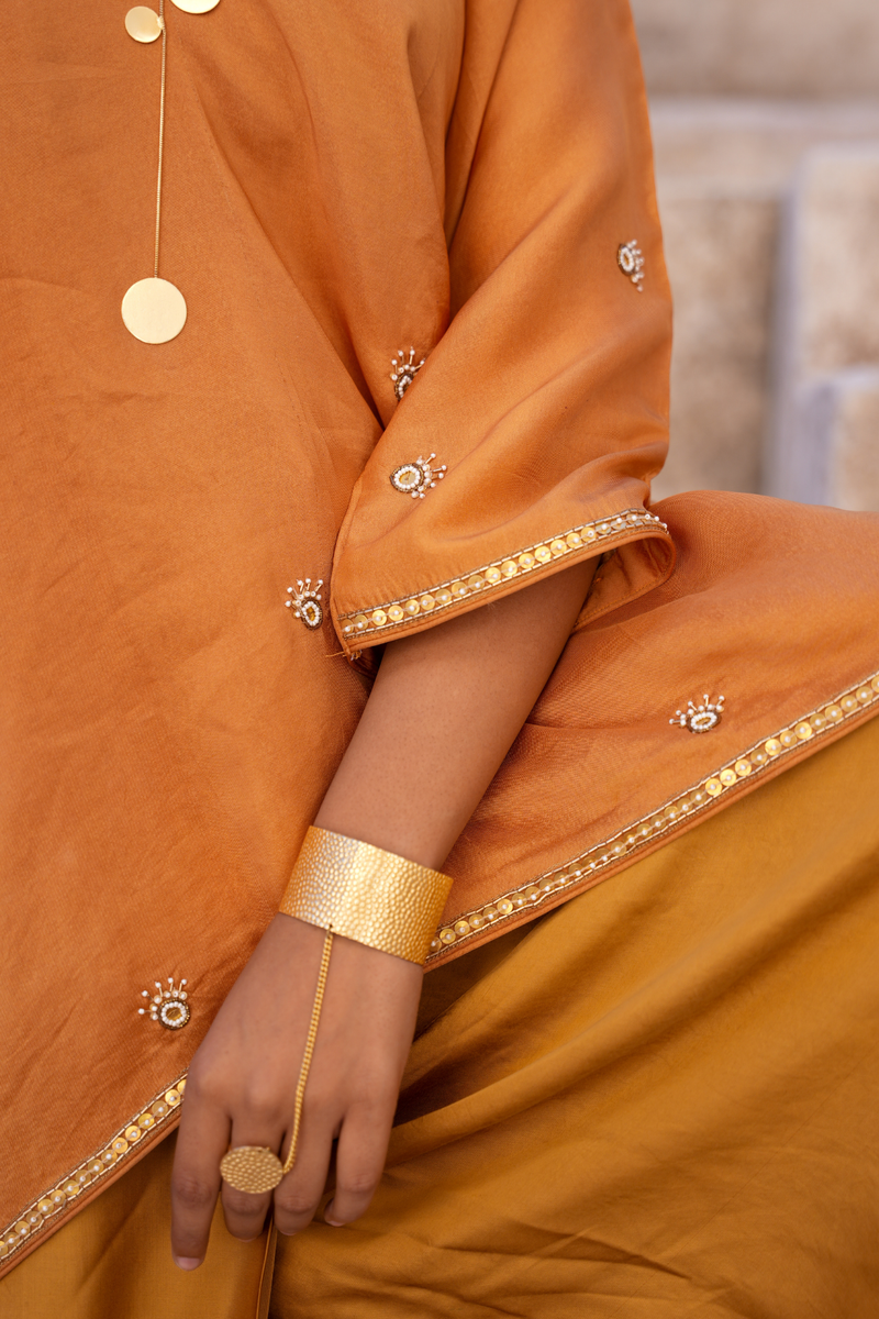 Meera Drape Set - Dessert Gold