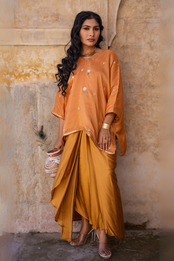 Meera Drape Set - Dessert Gold